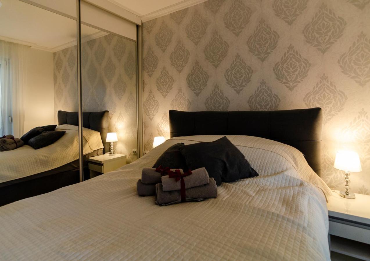 Apartman Mdb Lux 수보티차 외부 사진