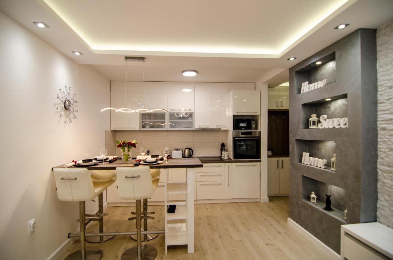 Apartman Mdb Lux 수보티차 외부 사진