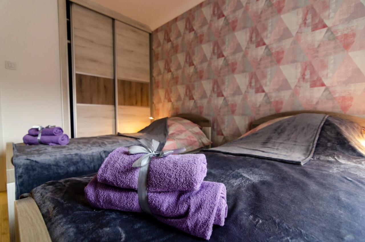 Apartman Mdb Lux 수보티차 외부 사진
