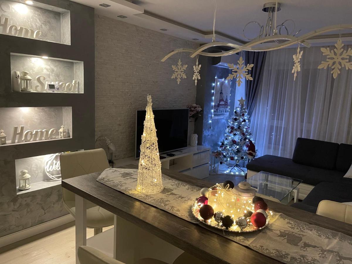 Apartman Mdb Lux 수보티차 외부 사진