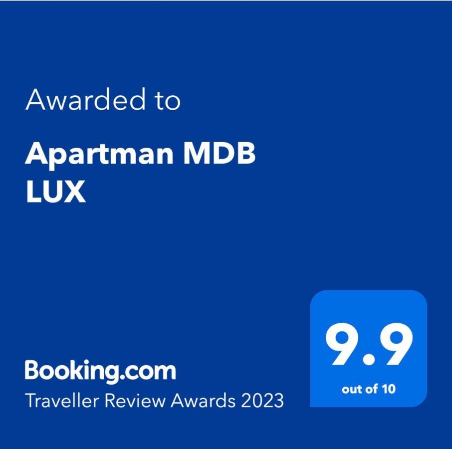 Apartman Mdb Lux 수보티차 외부 사진